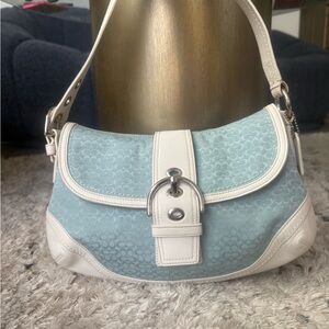 COACH 2007 LIGHT BLUE SIGNATURE SOHO